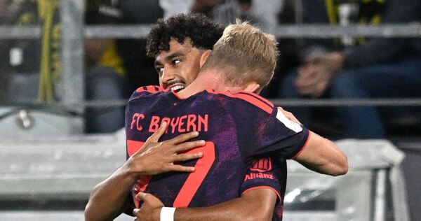 Borussia Dortmund - FC Bayern München Borussia Dortmund - FC Bayern München