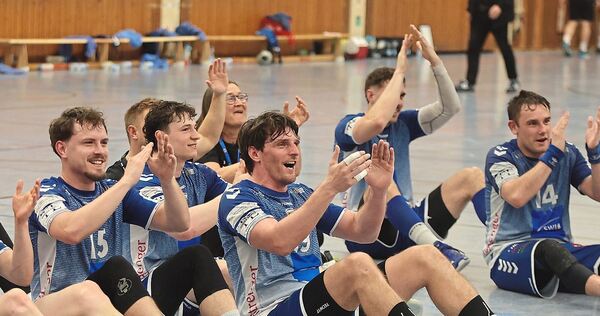 Geht mit dem SVK in seine 18. Saison: Kapitän Christopher Tinti (vorne). Geht mit dem SVK in seine 18. Saison: Kapitän Christopher Tinti (vorne).