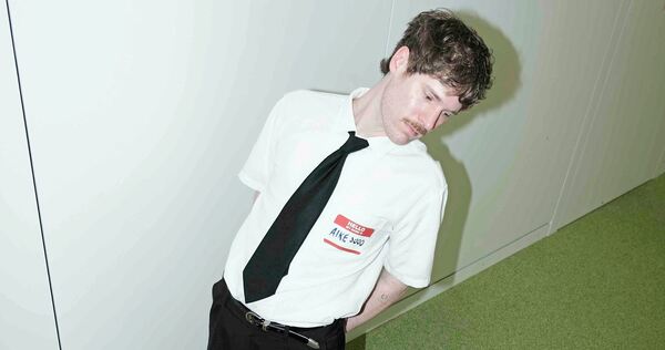 Der Künstler Nicolas Ohnesorge alias Aike 3000. Der Künstler Nicolas Ohnesorge alias Aike 3000.