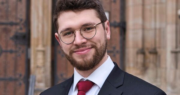 International gefragt: der 37-jährige Organist Johannes Güdelhöfer. International gefragt: der 37-jährige Organist Johannes Güdelhöfer.