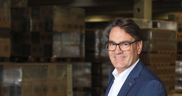 Martin Fischer hatte im September 2025 die Führung der Felsengartenkellerei übernommen. Martin Fischer hatte im September 2025 die Führung der Felsengartenkellerei übernommen.