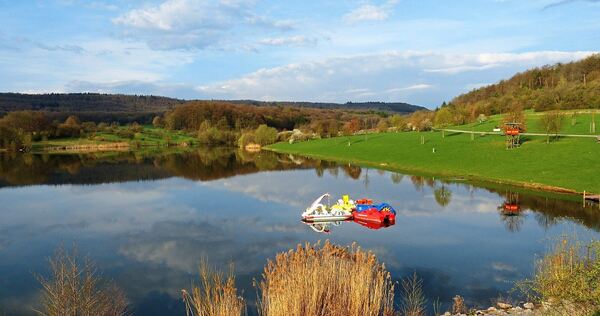Die Ehmetsklinge bei Zaberfeld überzeugt vor allem durch ihre idyllische Umgebung. Die Ehmetsklinge bei Zaberfeld überzeugt vor allem durch ihre idyllische Umgebung.