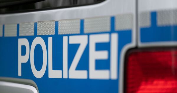Symbolbild Polizeiauto Symbolbild Polizeiauto