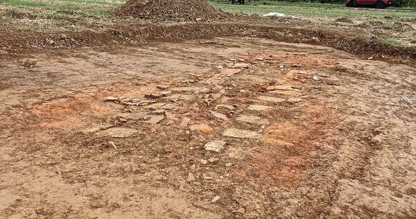 Derzeit sind die Archäologen auf den Benzäckern noch bei der Arbeit. Derzeit sind die Archäologen auf den Benzäckern noch bei der Arbeit.