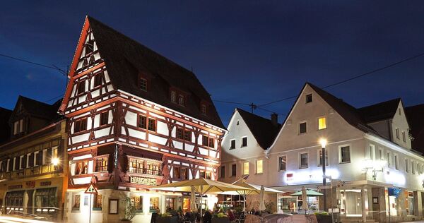 Bönnigheim mit Leuchtstreifen. Bönnigheim mit Leuchtstreifen.