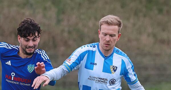 Tobias Uhse (rechts) trägt schon seit Kindestagen das Trikot des SV Pattonville. Tobias Uhse (rechts) trägt schon seit Kindestagen das Trikot des SV Pattonville.