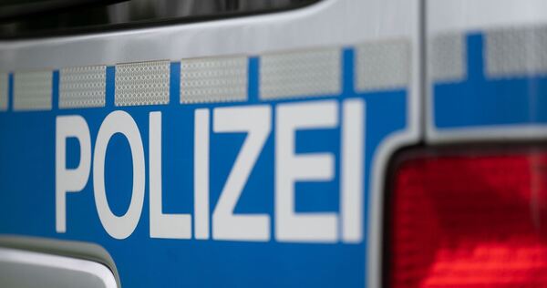 Symbolbild Polizeiauto Symbolbild Polizeiauto