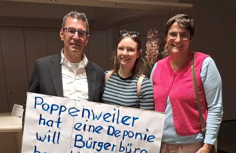 Jürgen Vater mit Anna Lisa Eberhardt und Simone Eidel aus dem Stadtteilausschuss Poppenweiler am Dienstag in der Sitzung des Wir Jürgen Vater mit Anna Lisa Eberhardt und Simone Eidel aus dem Stadtteilausschuss Poppenweiler am Dienstag in der Sitzung des Wirtschaftsausschusses.