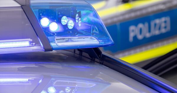 Polizei - Symbolbild Polizei - Symbolbild