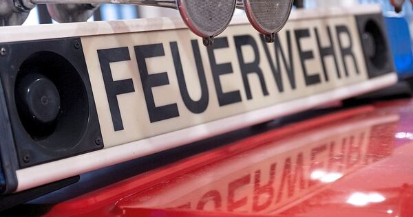 Das Feuerwehrhaus der Remsecker Feuerwehr zwischen Neckarrems und Hochberg muss erweitert werden. Mit dem Anbau sollen der Conta Das Feuerwehrhaus der Remsecker Feuerwehr zwischen Neckarrems und Hochberg muss erweitert werden. Mit dem Anbau sollen der Container und der Mannschaftstransporter ein Dach über dem Kopf bekommen.