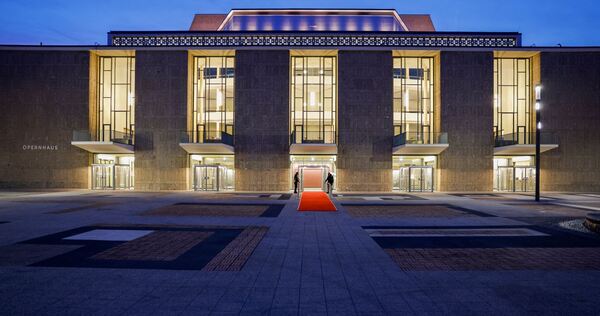 Festakt zur Wiedereröffnung von Kölner Oper und Schauspielhaus Festakt zur Wiedereröffnung von Kölner Oper und Schauspielhaus