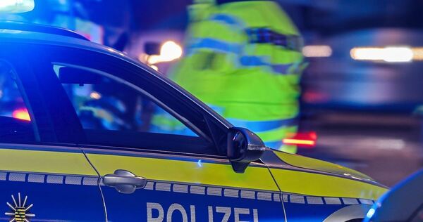 Polizei im Einsatz. Polizei im Einsatz.