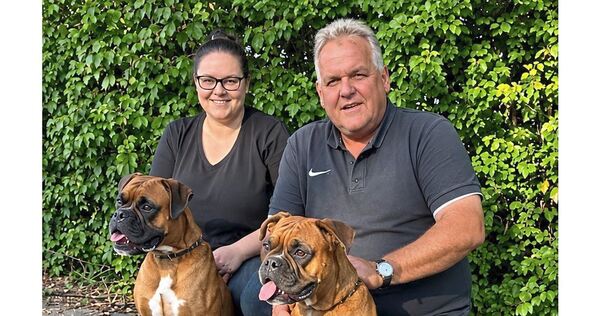 Markus und Maja Fässy aus Freiberg treten mit ihren Boxern Bomba und Conte bei der Deutschen Meisterschaft an. Markus und Maja Fässy aus Freiberg treten mit ihren Boxern Bomba und Conte bei der Deutschen Meisterschaft an.