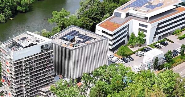 Mit dem Neubau setzt EgeTrans ein deutliches Zeichen für die langfristige Bindung an den Standort. Mit dem Neubau setzt EgeTrans ein deutliches Zeichen für die langfristige Bindung an den Standort.