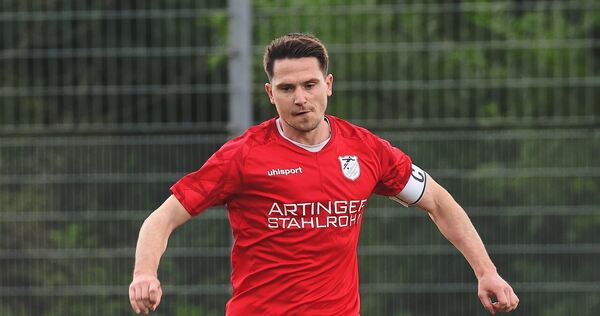 Schnell Fuß gefasst: Hessigheims Tom Kühnle, hier noch im Löchgauer Trikot. Schnell Fuß gefasst: Hessigheims Tom Kühnle, hier noch im Löchgauer Trikot.