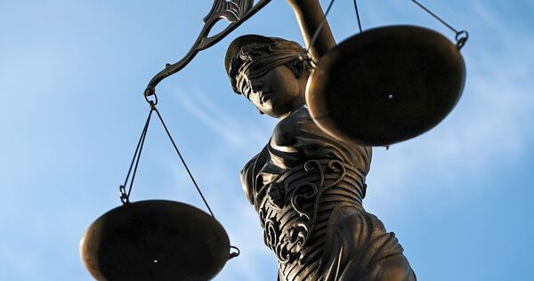 Über mehrere Wochen war jeweils im Fall der Angriffe in der Securitybranche vor Gericht verhandelt worden. Über mehrere Wochen war jeweils im Fall der Angriffe in der Securitybranche vor Gericht verhandelt worden.