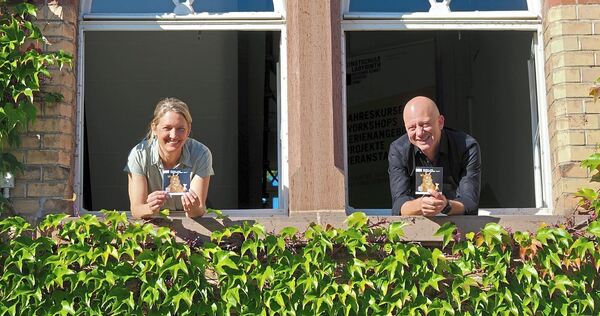 Lea Kaiser und Jochen Raithel präsentieren das neue Programm. Lea Kaiser und Jochen Raithel präsentieren das neue Programm.