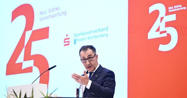 Cem Özdemir Cem Özdemir