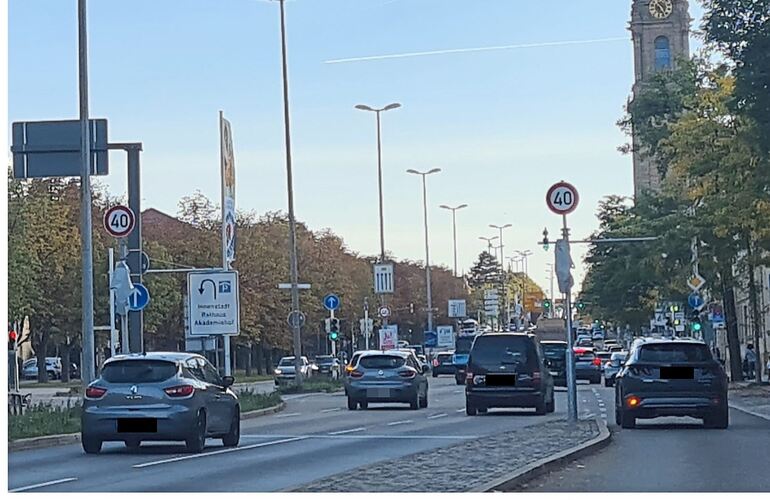 Zugedeckt: Die Ampeln nach dem Tunnel auf der Stuttgarter Straße gaben dem Verkehr in der Rotphase einst die Gelegenheit, von re Zugedeckt: Die Ampeln nach dem Tunnel auf der Stuttgarter Straße gaben dem Verkehr in der Rotphase einst die Gelegenheit, von rechts einfacher auf die B27 einzufädeln. Jetzt ist Schluss damit.