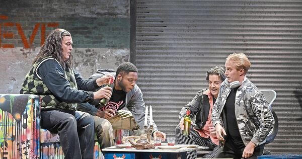 Weltweit ein Repertoiredauerbrenner: Puccinis „La Bohème“ am Theater Pforzheim. Weltweit ein Repertoiredauerbrenner: Puccinis „La Bohème“ am Theater Pforzheim.