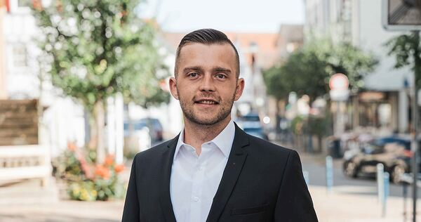 Max Wieland ist seit Sommer 2025 Haupt- und Ordnungsamtsleiter in Beilstein. Max Wieland ist seit Sommer 2025 Haupt- und Ordnungsamtsleiter in Beilstein.
