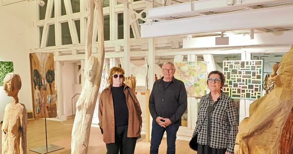 Drei Positionen fragen nach der Wahrnehmung: Otto Beer, Anita Fried (links) und Karin Lämmle Drei Positionen fragen nach der Wahrnehmung: Otto Beer, Anita Fried (links) und Karin Lämmle