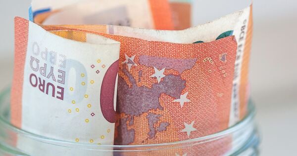 Geordnete Finanzen sind in jedem Alter wichtig. Geordnete Finanzen sind in jedem Alter wichtig.