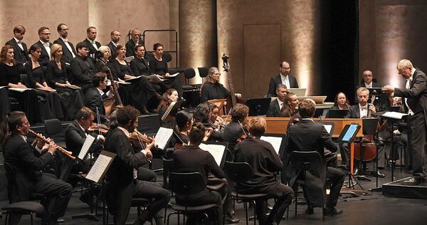 Beeindruckende Interpretation: Die Gaechinger Cantorey mit Händels „Theodora“ im Forum. Beeindruckende Interpretation: Die Gaechinger Cantorey mit Händels „Theodora“ im Forum.