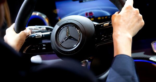 Mercedes-Benz Mercedes-Benz