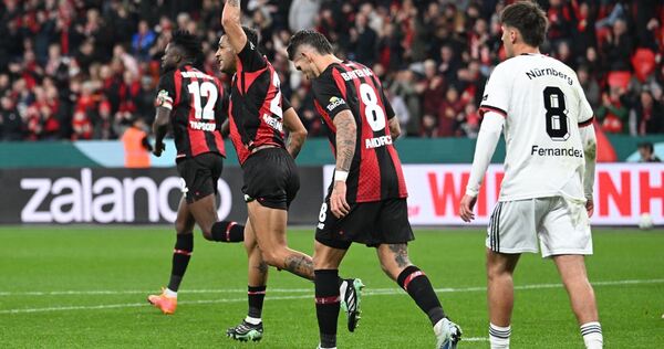 Bayer Leverkusen - 1. FC Nürnberg Bayer Leverkusen - 1. FC Nürnberg